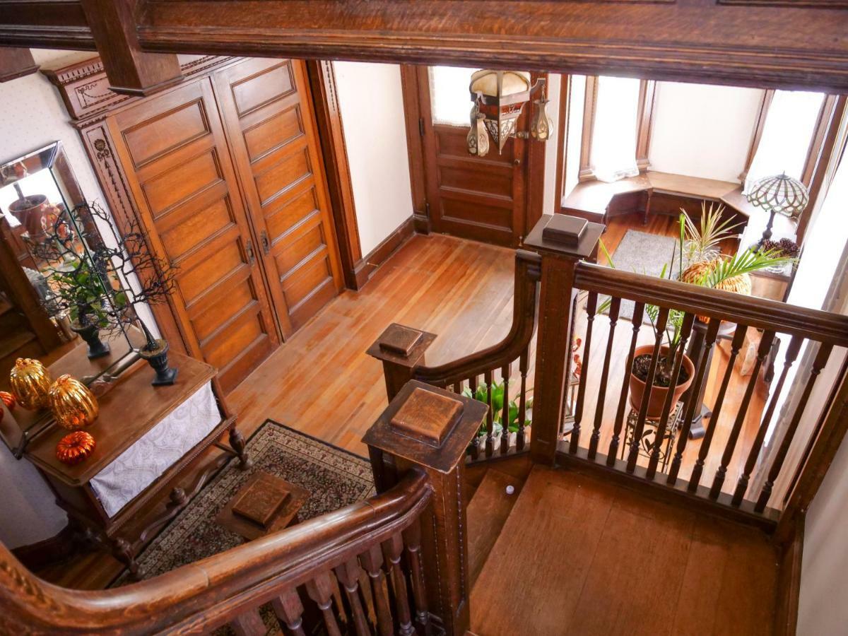Shadowcrest Hotel Fleischmanns Bagian luar foto